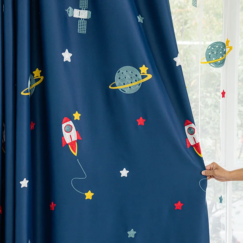 Blackout Curtain Nursery - Marineblaue Verdunkelungsvorhänge mit Cartoon-Rakete, Raumschiff, für