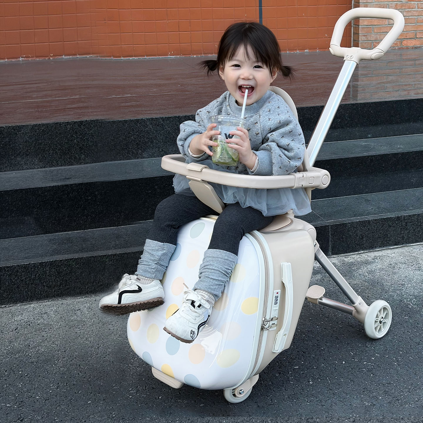 Bunnyfly Kinderkoffer zum Reit – Baby Nursery Trolley Bewertung und Preis